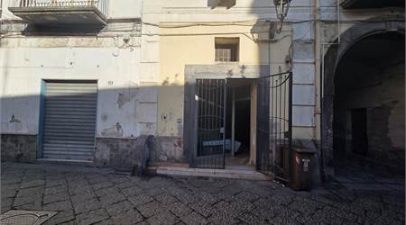 Negozio - Pagani - Via Pagano